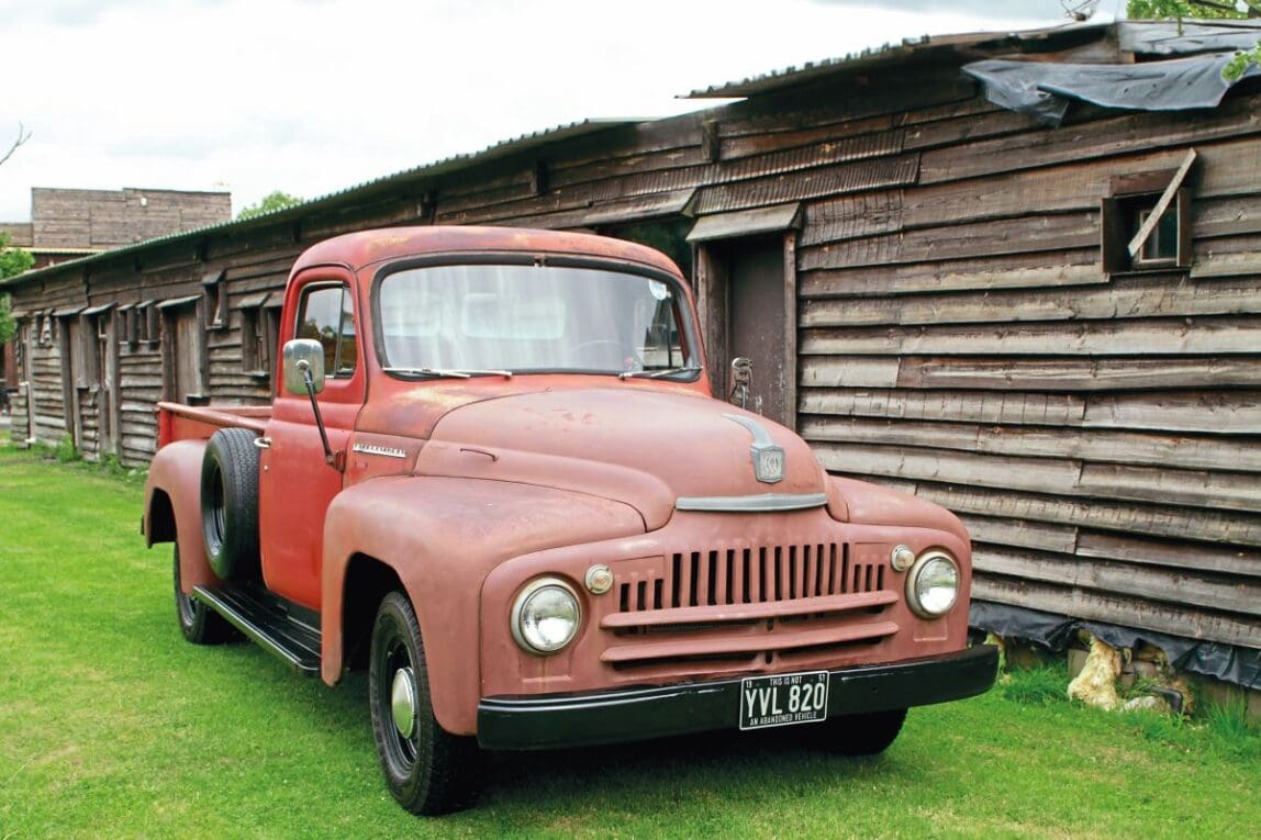 Rare pick-up: 1951 International L-112