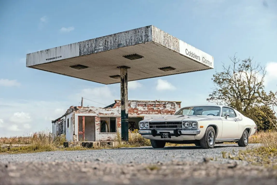 Persevering with a 1973 Plymouth Road Runner